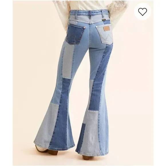 WRANGLER® X LAINEY WILSON Patchwork Super Flare Jean 29x32 - Picture 2 of 7